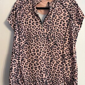 Kastel Chic Leopard Print Short Sleeve Women's Top